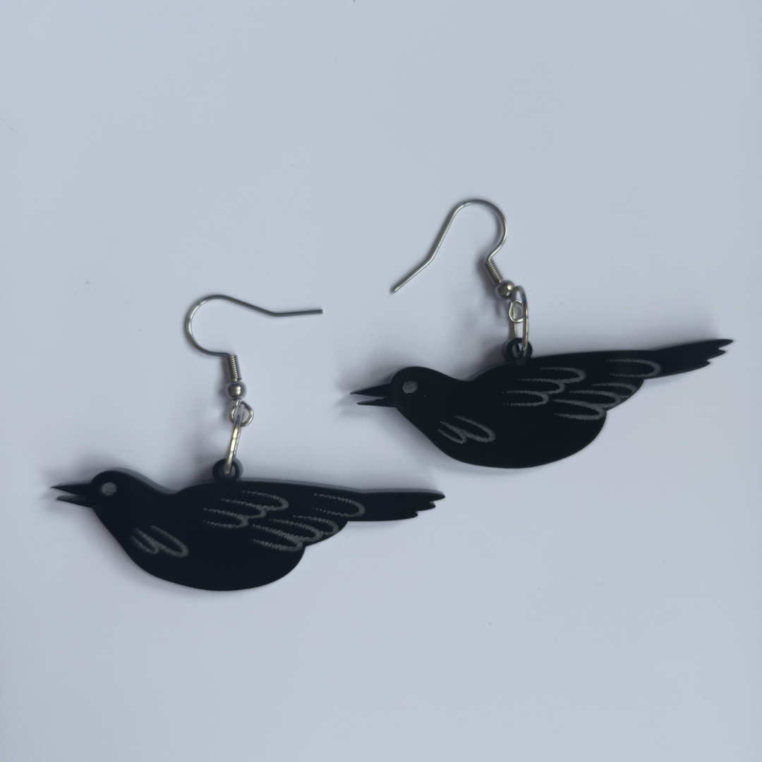 Aretes Flama, Conejo, Cuervo o Mano - LaGalan Illustration